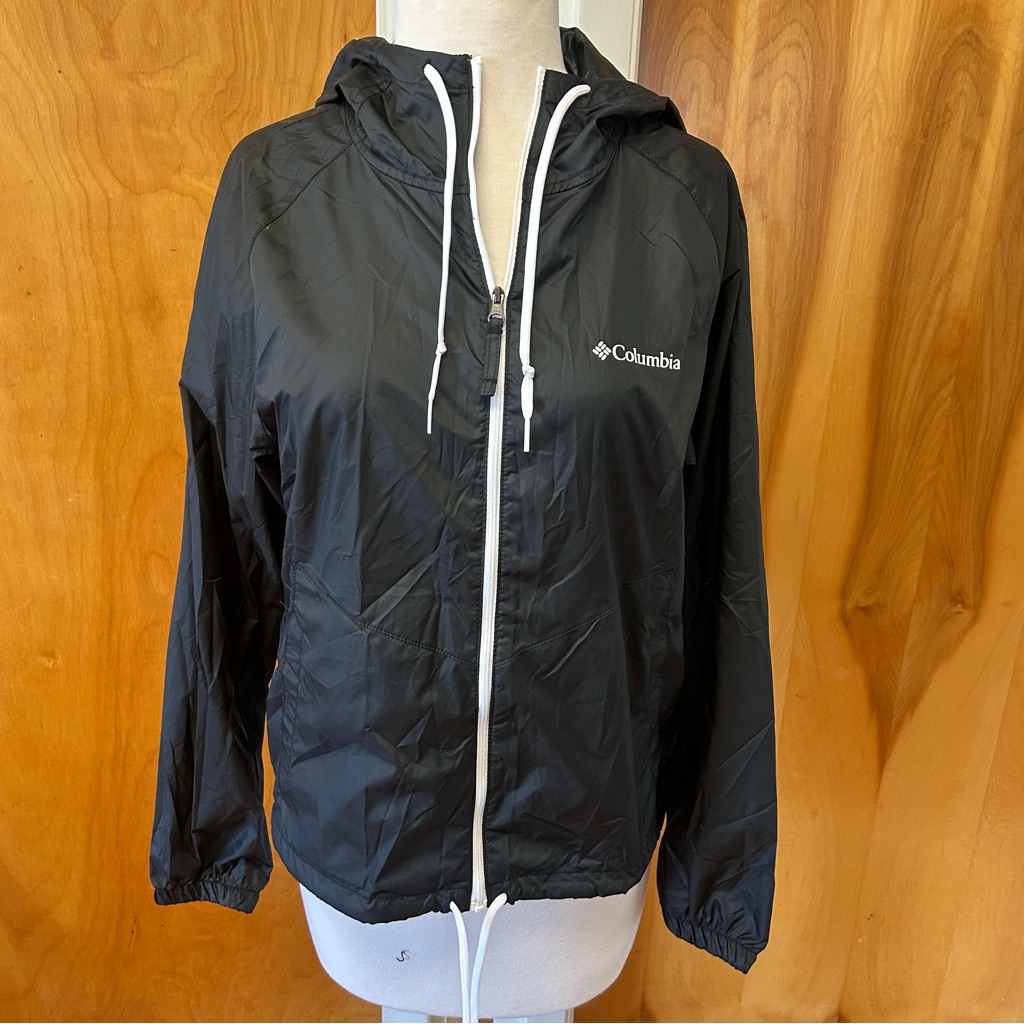 Columbia Black And White Nylon Windbreaker Style Short Jacket Nwt Size Xs